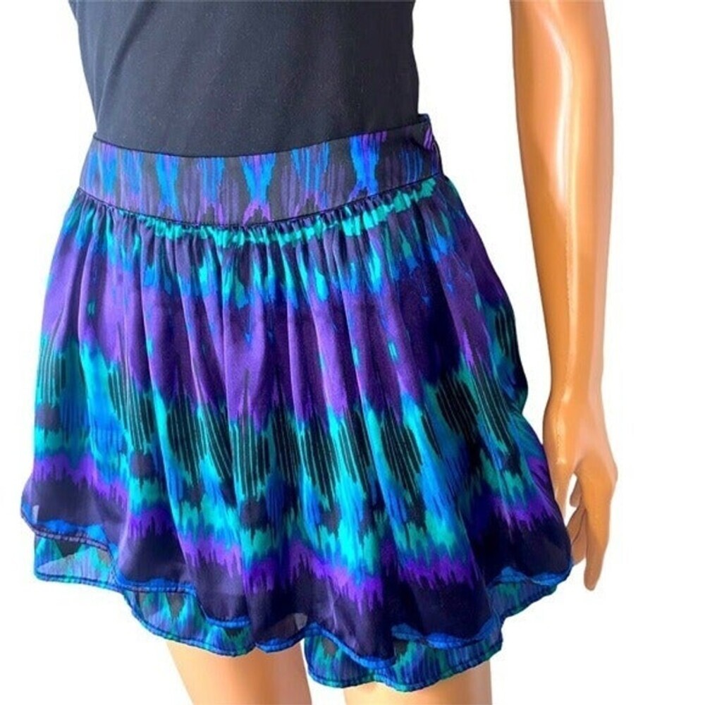 Forever 21 multi-color flowy mini skirt - Picture 2 of 10